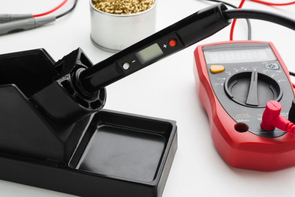 close up circuit reparing tool